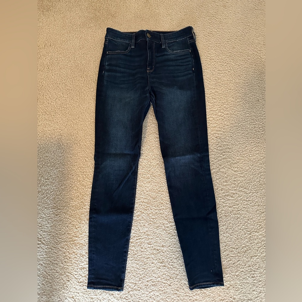 American Eagle dark wash skinny jeans/jeggings in Size 8.